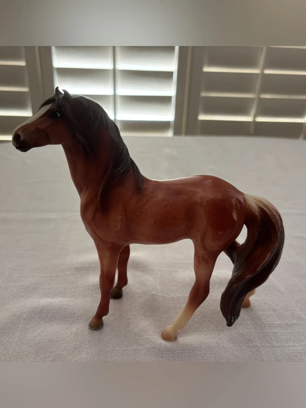 Breyers Horses Classics Series Mestino Mold Red Rain #750211